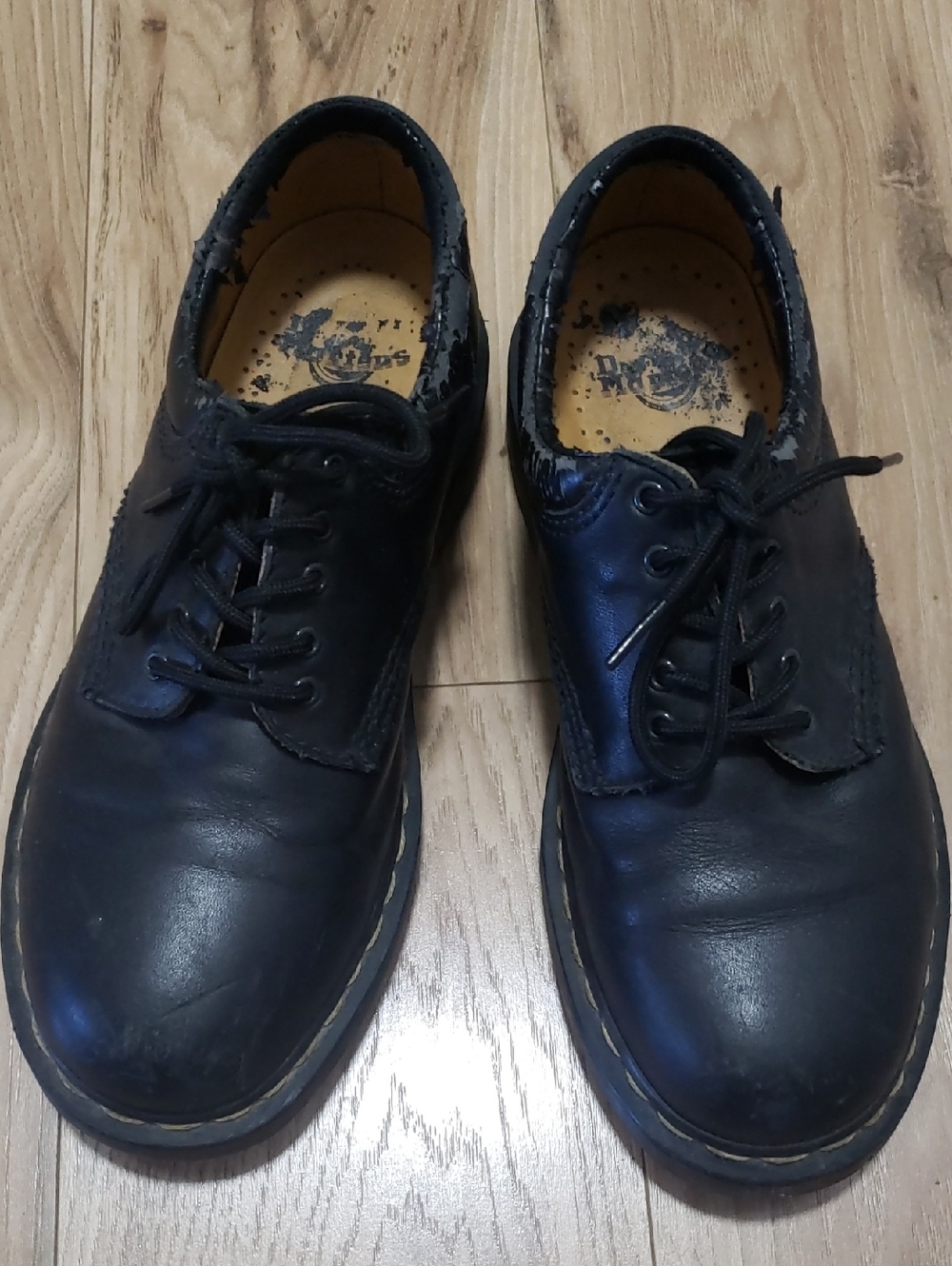 Men's Black Lace-Up Shoes